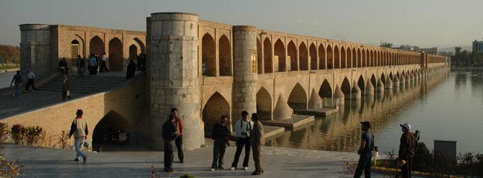 Si-o-se Pol (33 Bridge), Isfahan, Iran.