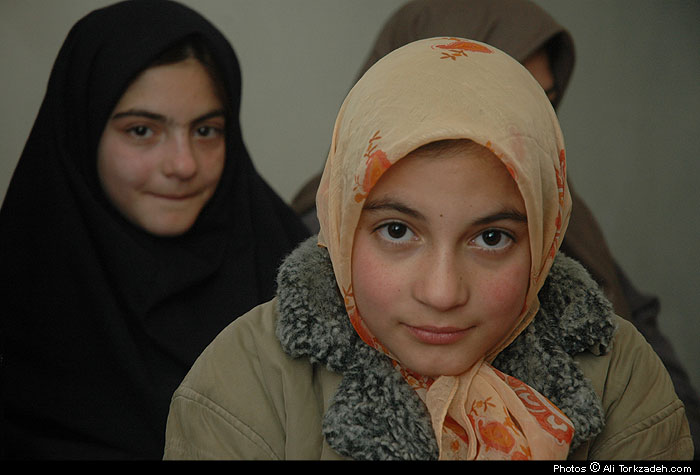 Fatimeh Javidan (front), with mother and twin sister Zahra.